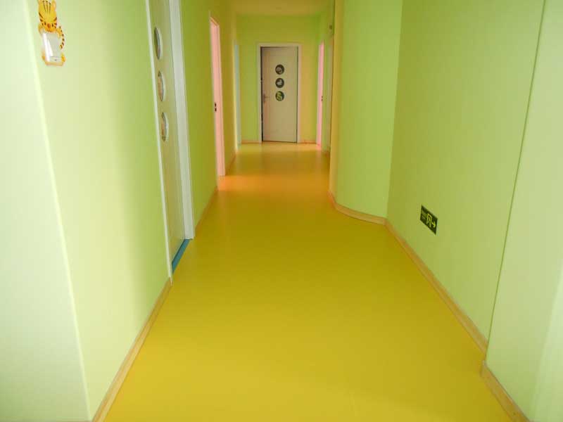 北京昌平區朵朵欣藝幼兒園地板